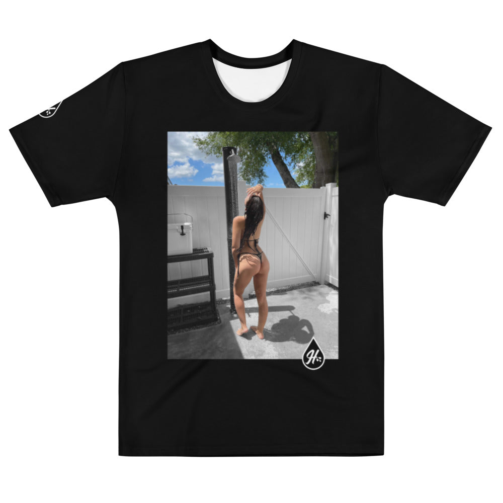 Outdoor Shower Hot Wife Men's t-shirt